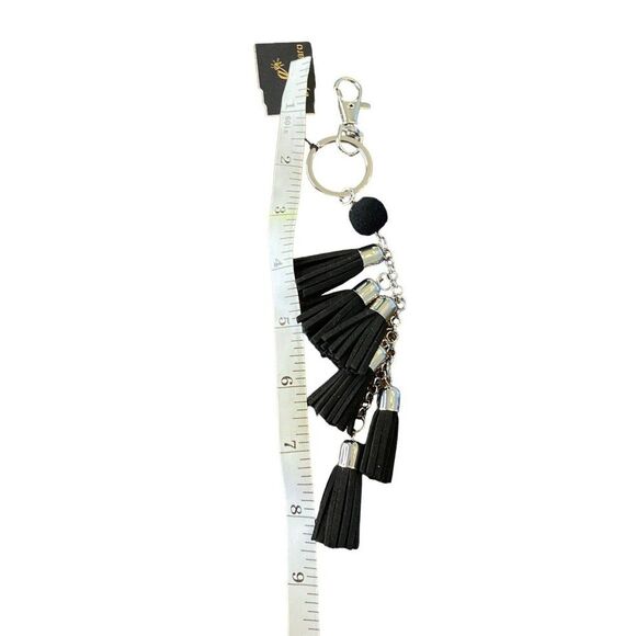 g by Gennaro Tassle Key Chain - Picture 1 of 3